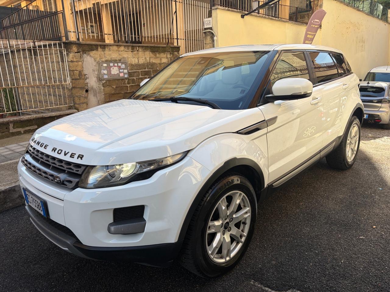 Land Rover Range Evoque 2.2 TD4 5p. Prestige