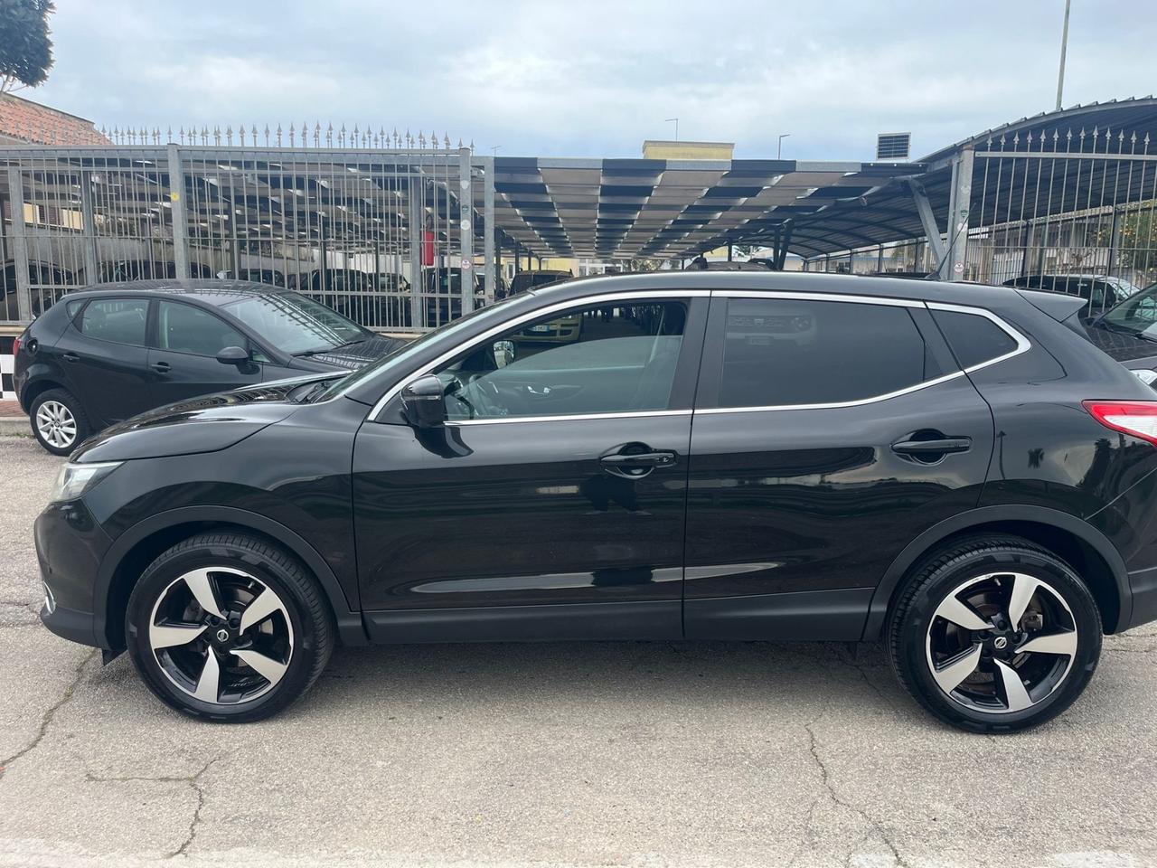 Nissan Qashqai 1.5 dCi 360 Tekna Unipro 2015