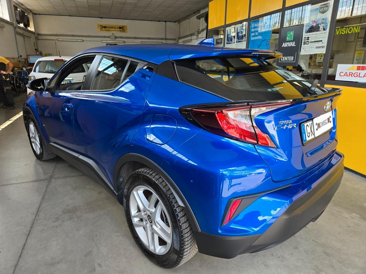 Toyota C-HR 1.8 Hybrid Business IVA ESPOSTA