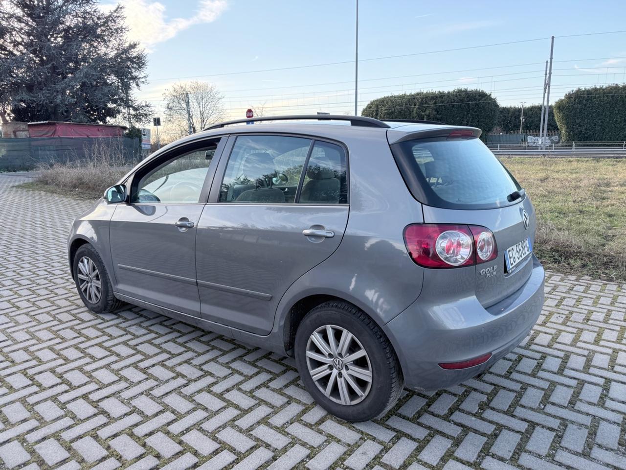 Volkswagen Golf Plus 1.6 TDI DPF 5p. Highline