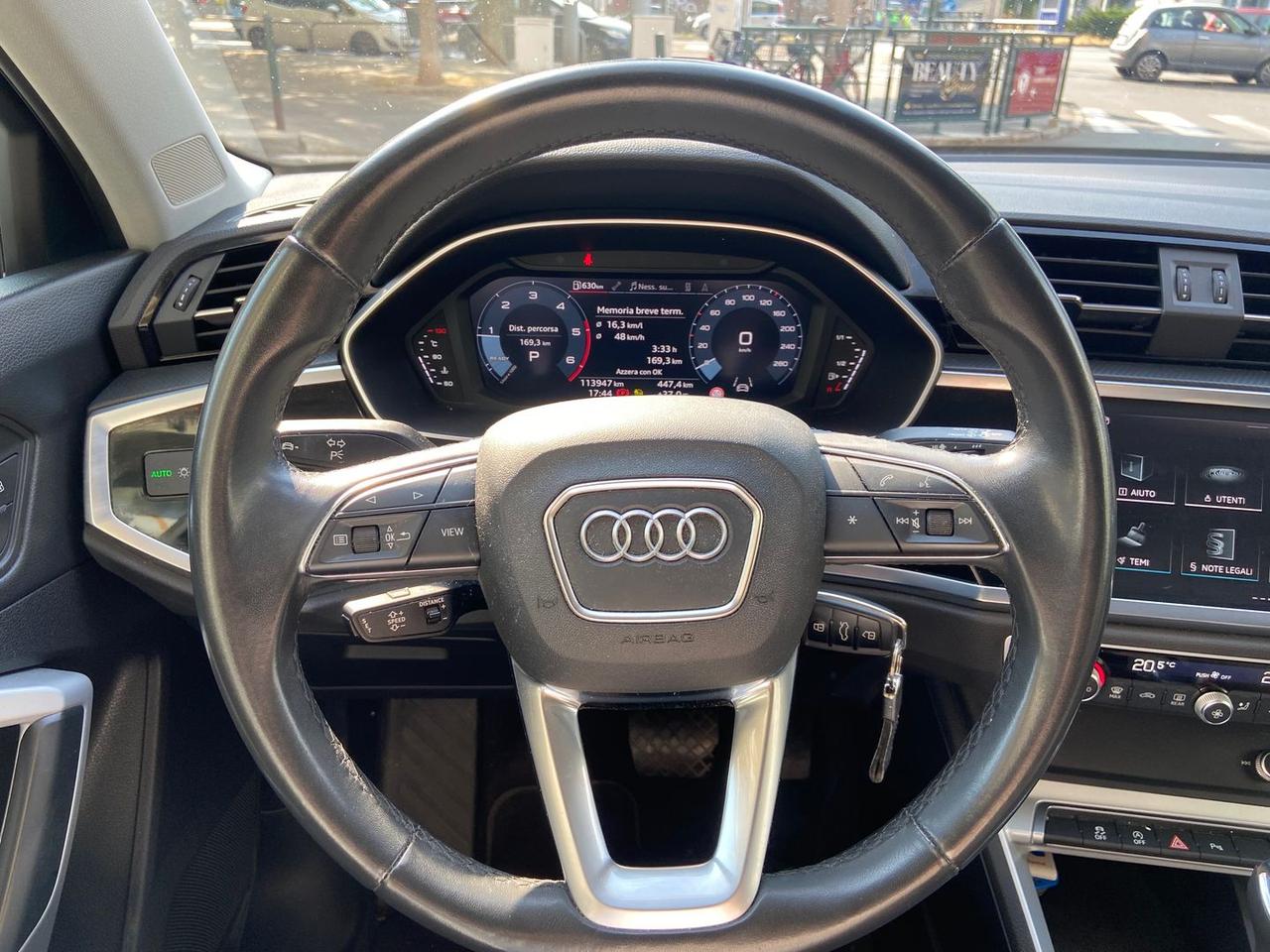 Audi Q3 Business Advanced 2.0 35 TDI #11442