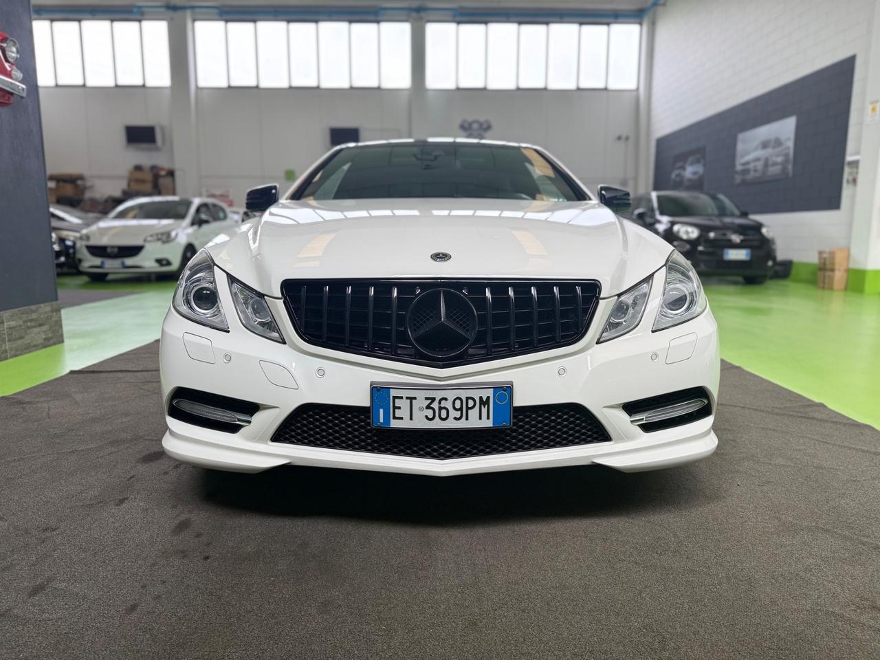 Mercedes-benz E 220 CDI Coupé Premium Pack AMG