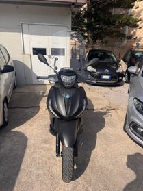 Piaggio Beverly 400