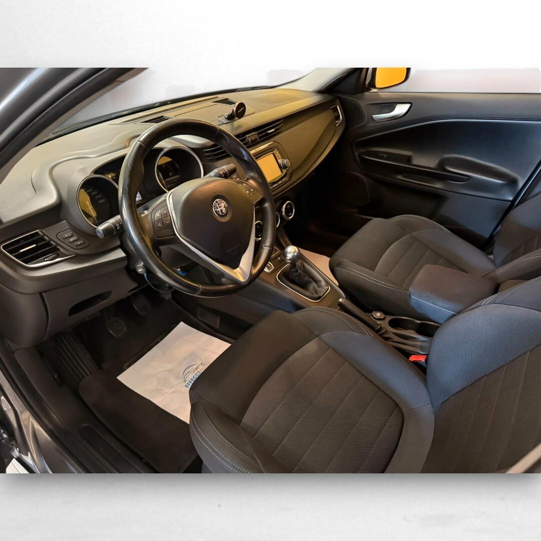 Alfa Romeo Giulietta 1.6 JTDM 120CV Super – Cerchi da 18'' – Doppio scarico