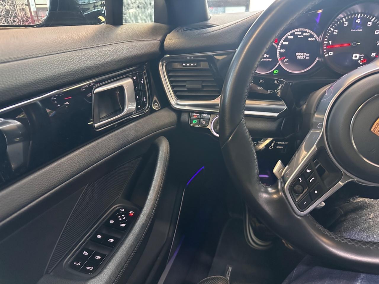 Porsche Panamera 3.0 4 Sport Turismo Benzina