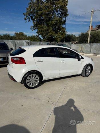 Kia Rio 1.4 90Cv- Anno 2012 -80.000 km