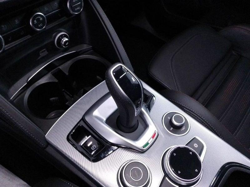 Alfa Romeo Stelvio 2.2 t Tributo Italiano Q4 210cv auto