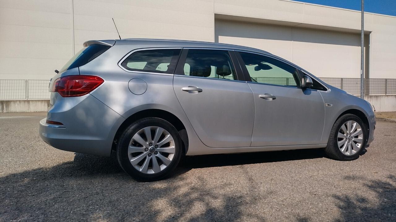 Opel Astra 1.4 Turbo 140CV GPL Sport Tourer