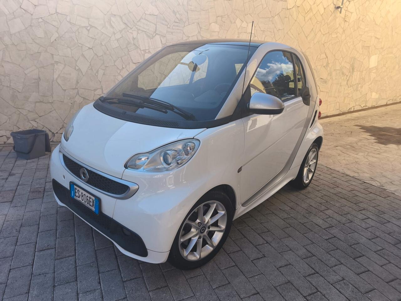 Smart ForTwo 1000 52 kW coupé passion