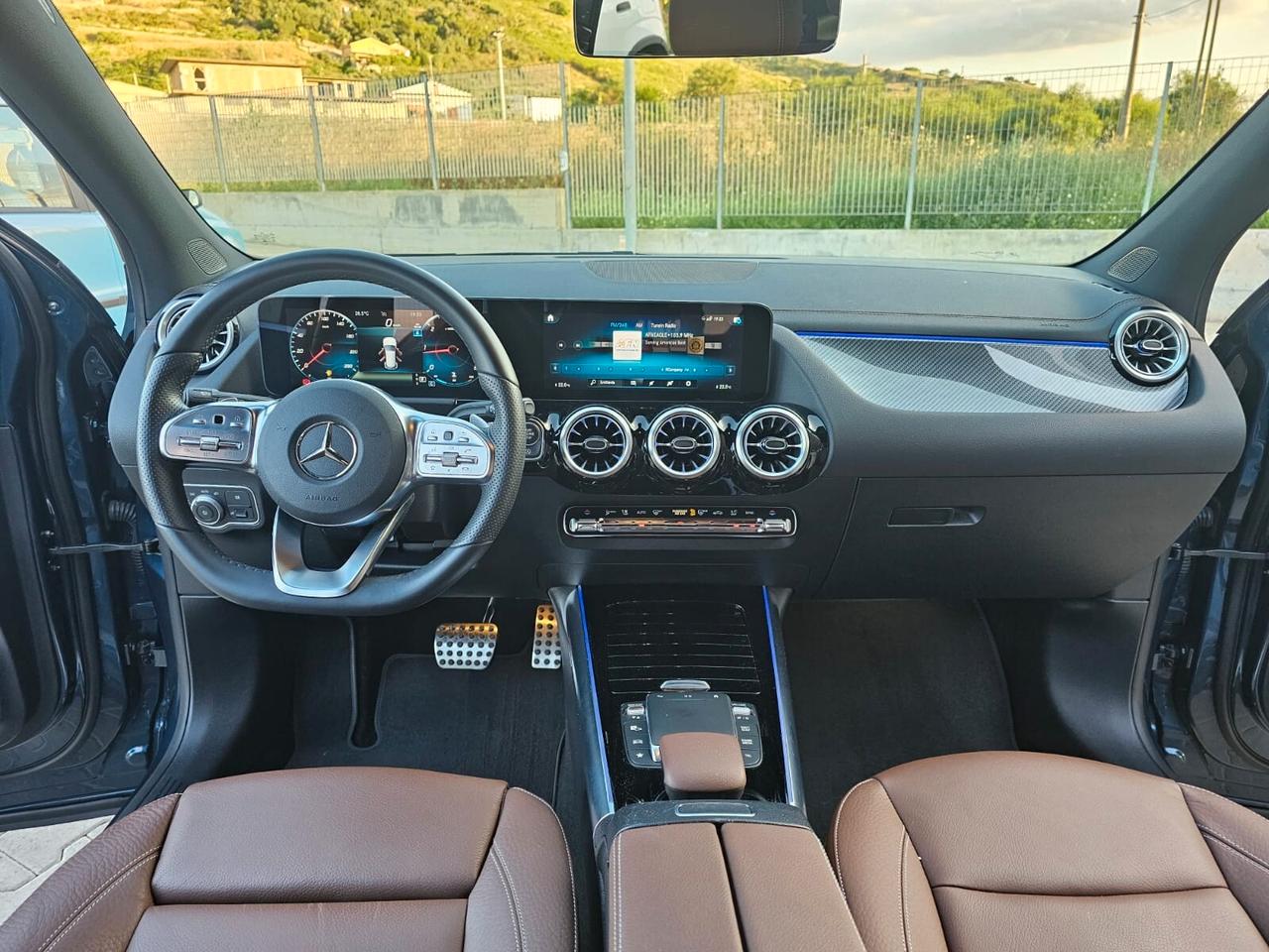 MERCEDES GLA 200D PREMIUM 11/2022