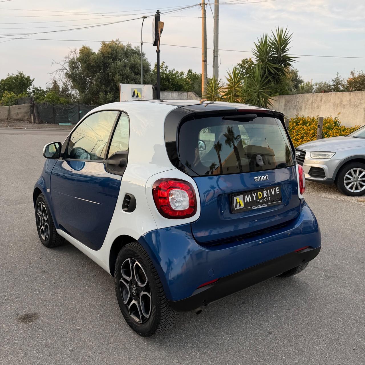 Smart ForTwo 70 1.0 twinamic Prime Tetto