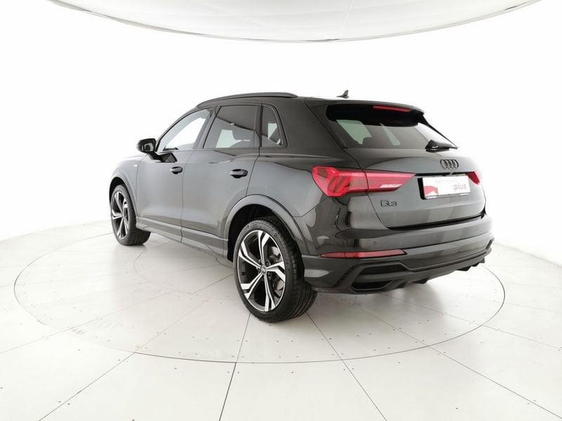 Audi Q3 II 2018 35 2.0 tdi Identity Black s-tronic