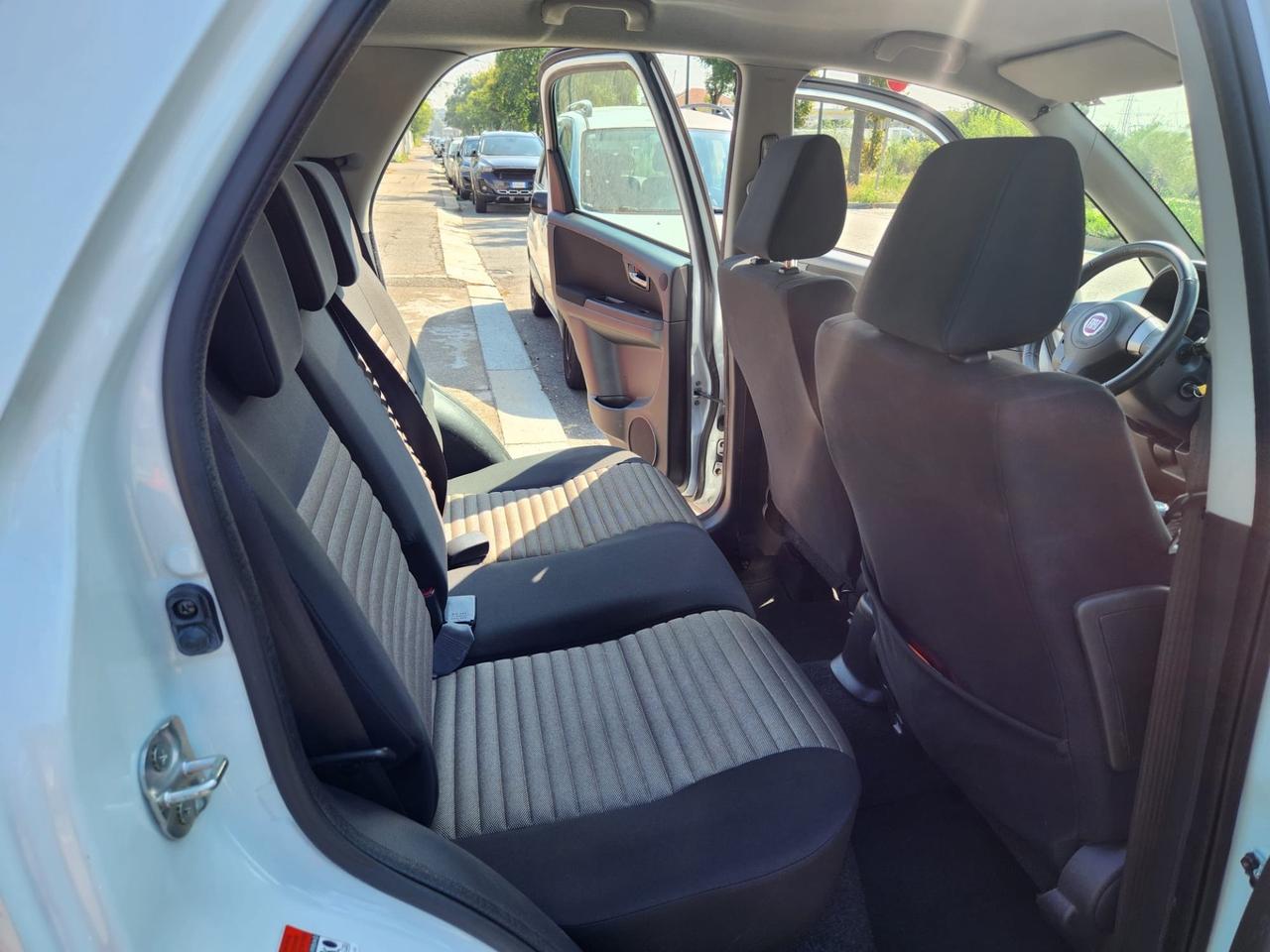 Fiat Sedici 2.0 MJT 16V DPF 4x4 Experience