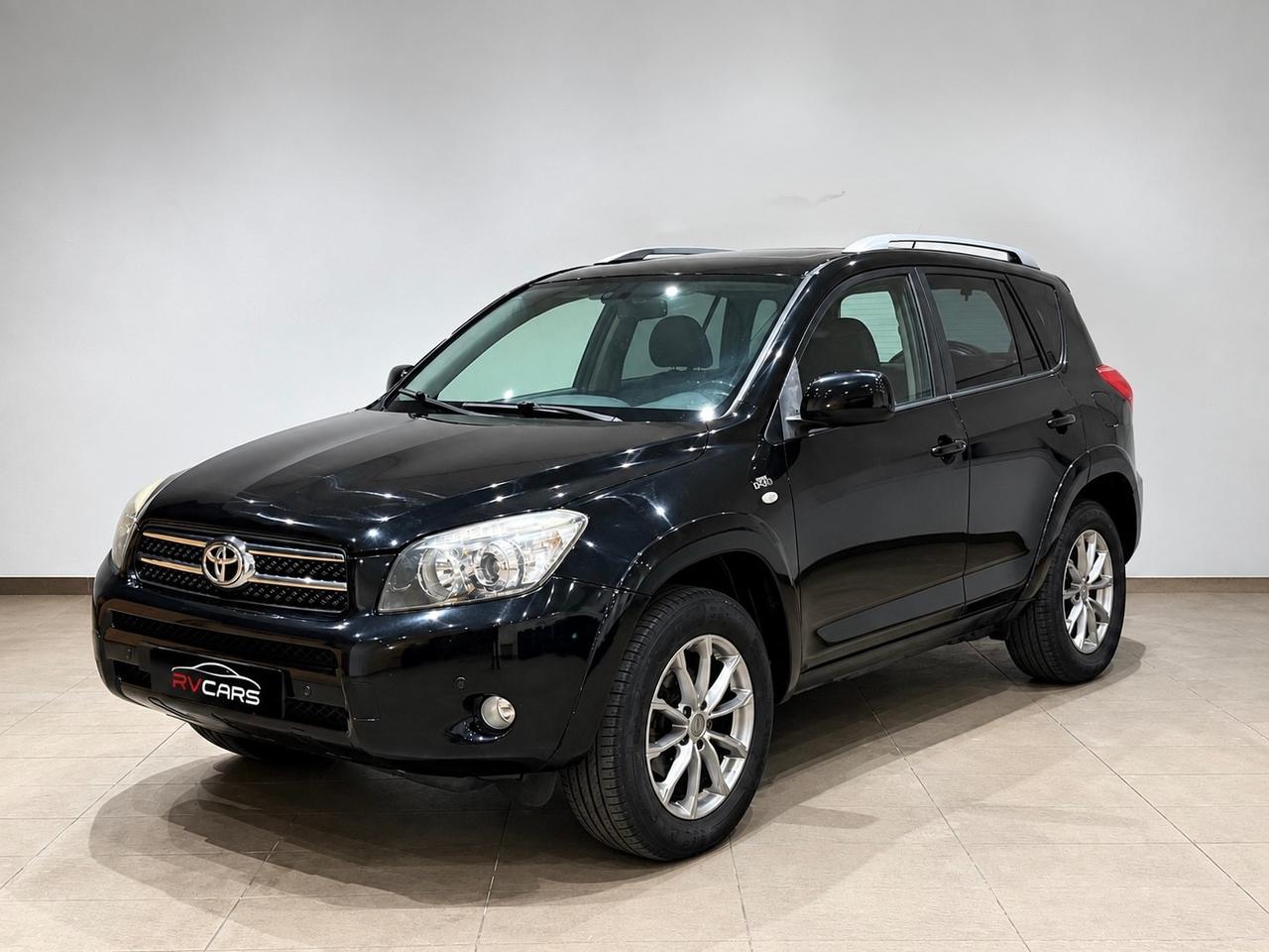 Toyota RAV4 2.2 D-4D 177 CV Luxury Full Optional