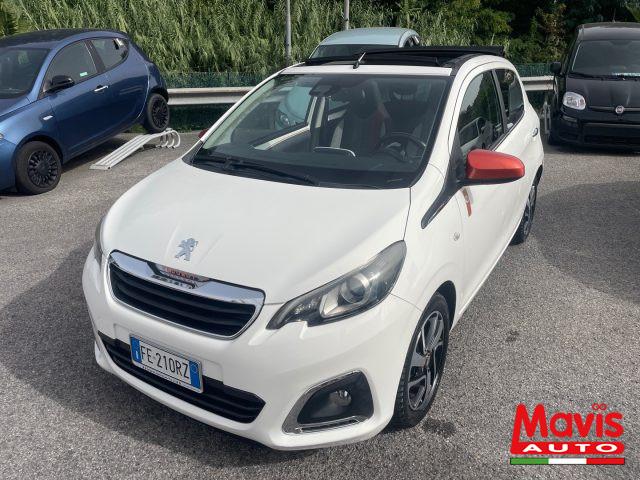 PEUGEOT 108 CABRIO 82 5P. Roland Garros TOP!