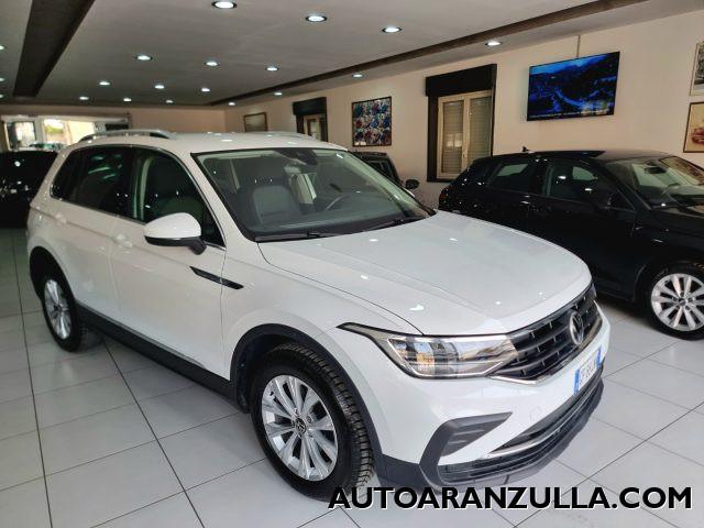 VOLKSWAGEN Tiguan NEW 2.0 TDI 150CV SCR DSG Life - Fari a Led