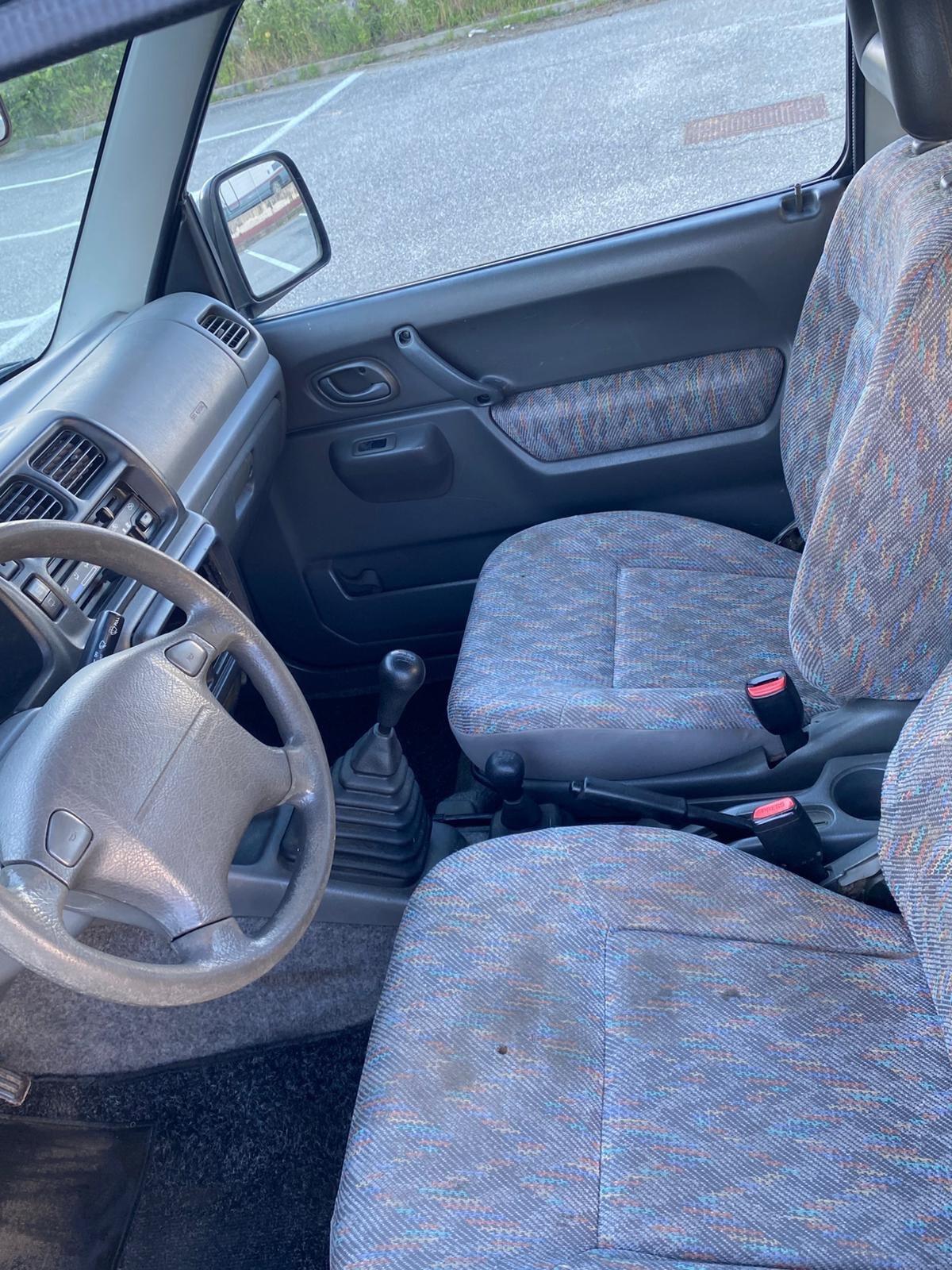 Suzuki Jimny 1.3i 16V cat 4WD JLX
