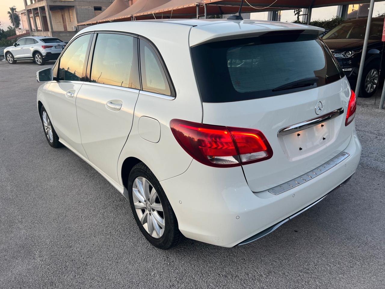 Mercedes-benz B 200 136CV Automatic 2018