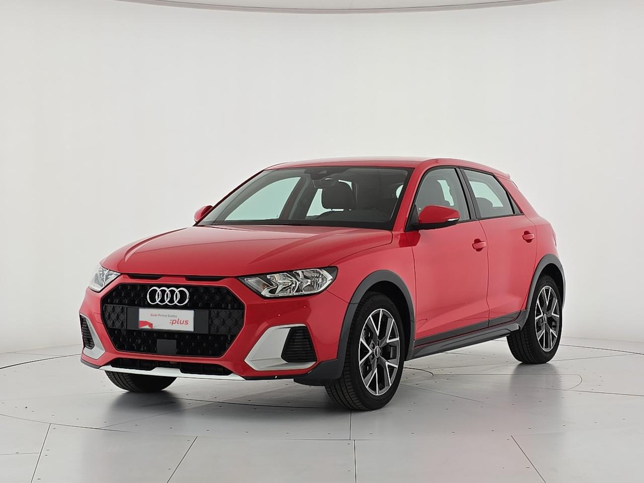 Audi A1 citycarver 30 1.0 tfsi admired 110cv