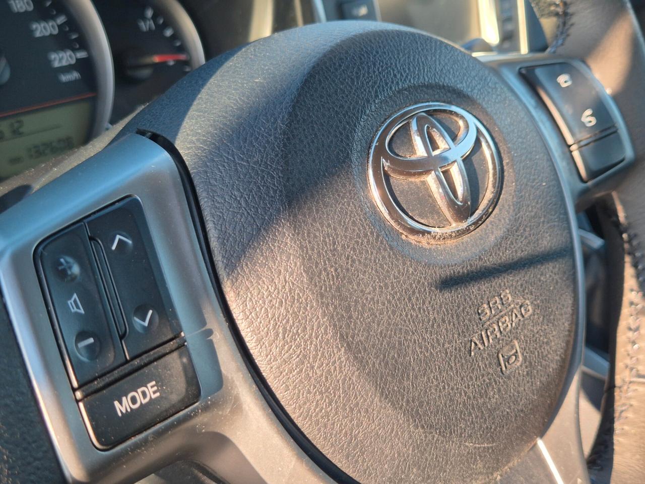 Toyota Verso-S 1.3 MT