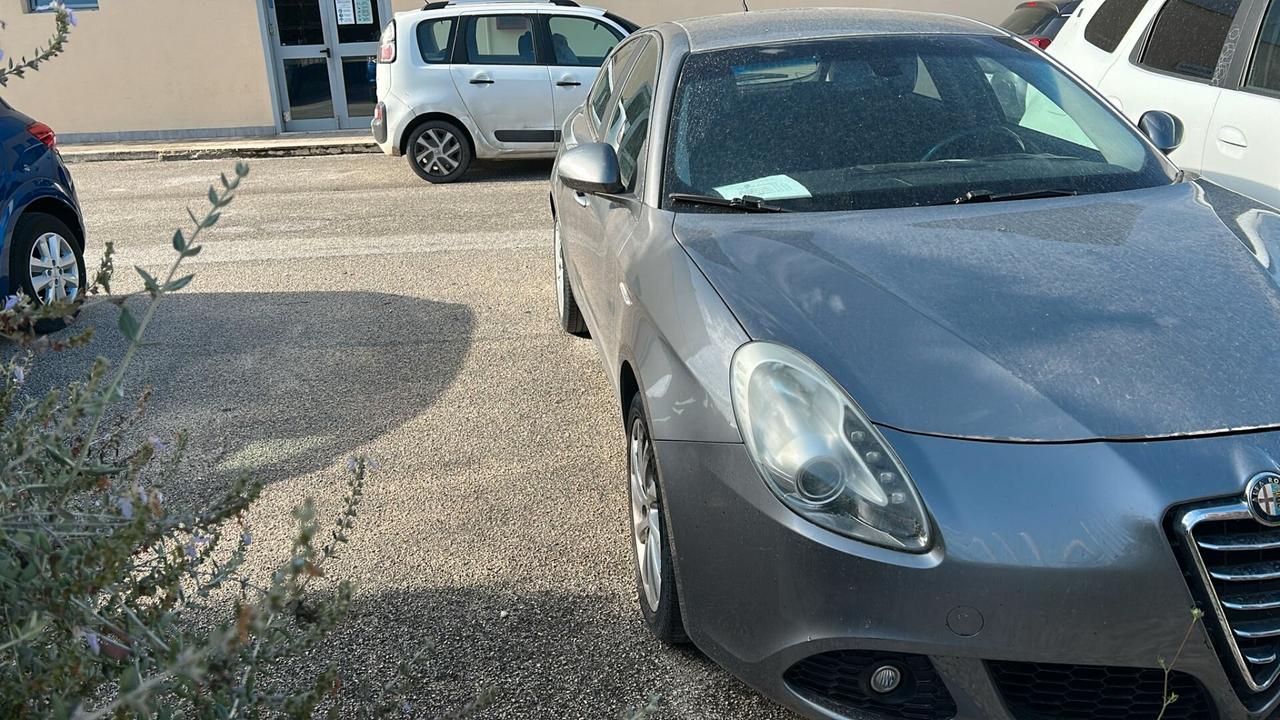 Alfa Romeo Giulietta 1.6 JTDm-2 105 CV Distinctive