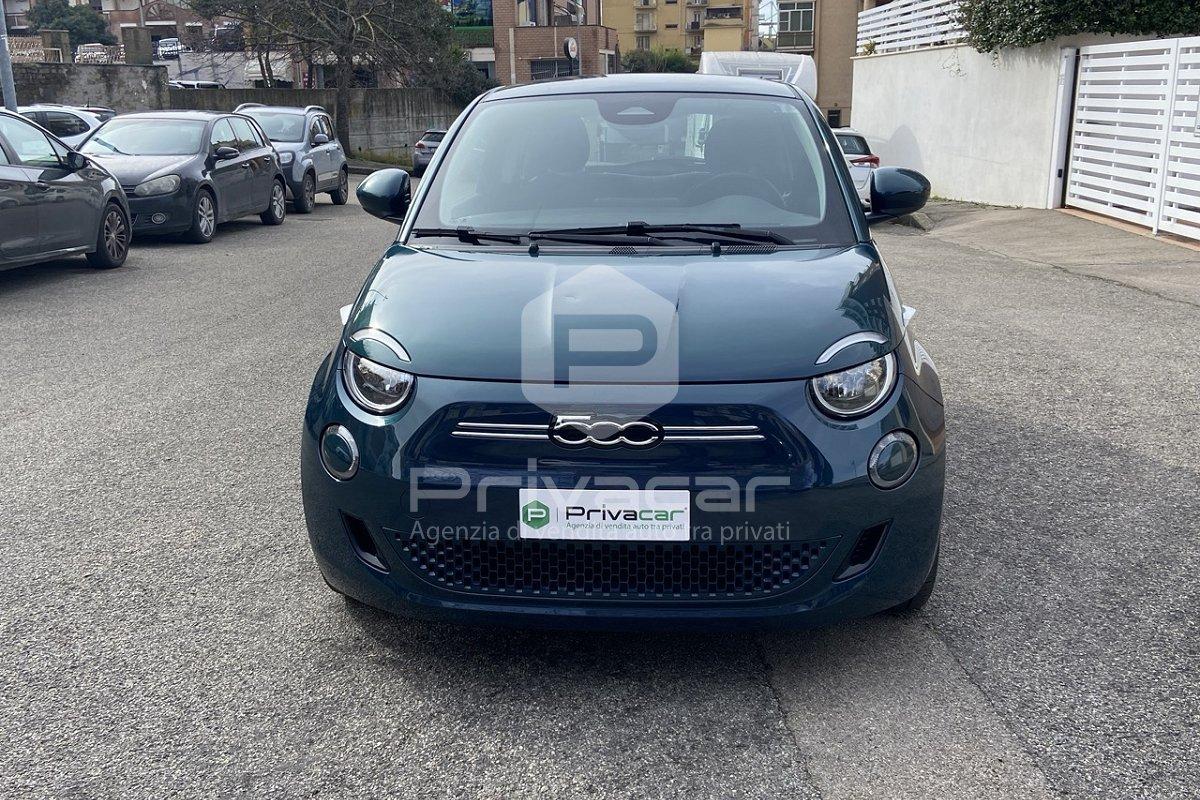 FIAT 500e 3+1 42 kWh Icon