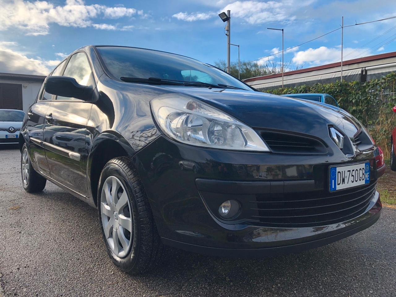 Renault Clio Storia 1.2 5 porte Confort