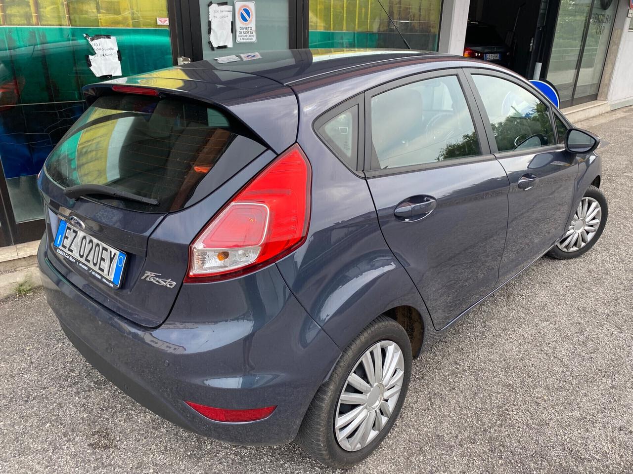 Ford Fiesta 1.5 TDCi 75CV 5 porte Business