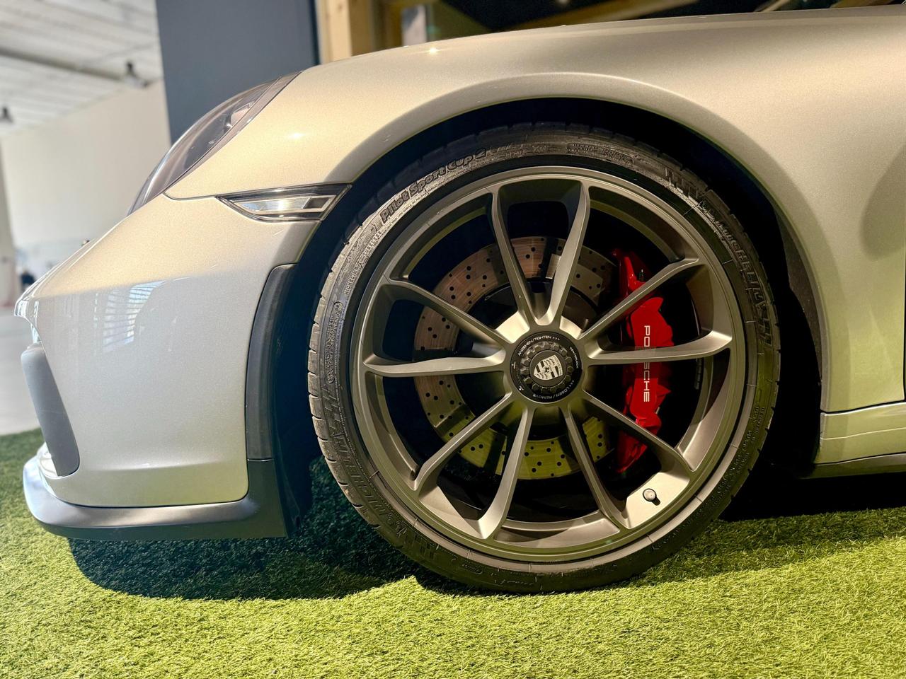 Porsche 911 Coupe 4.0 GT3 auto