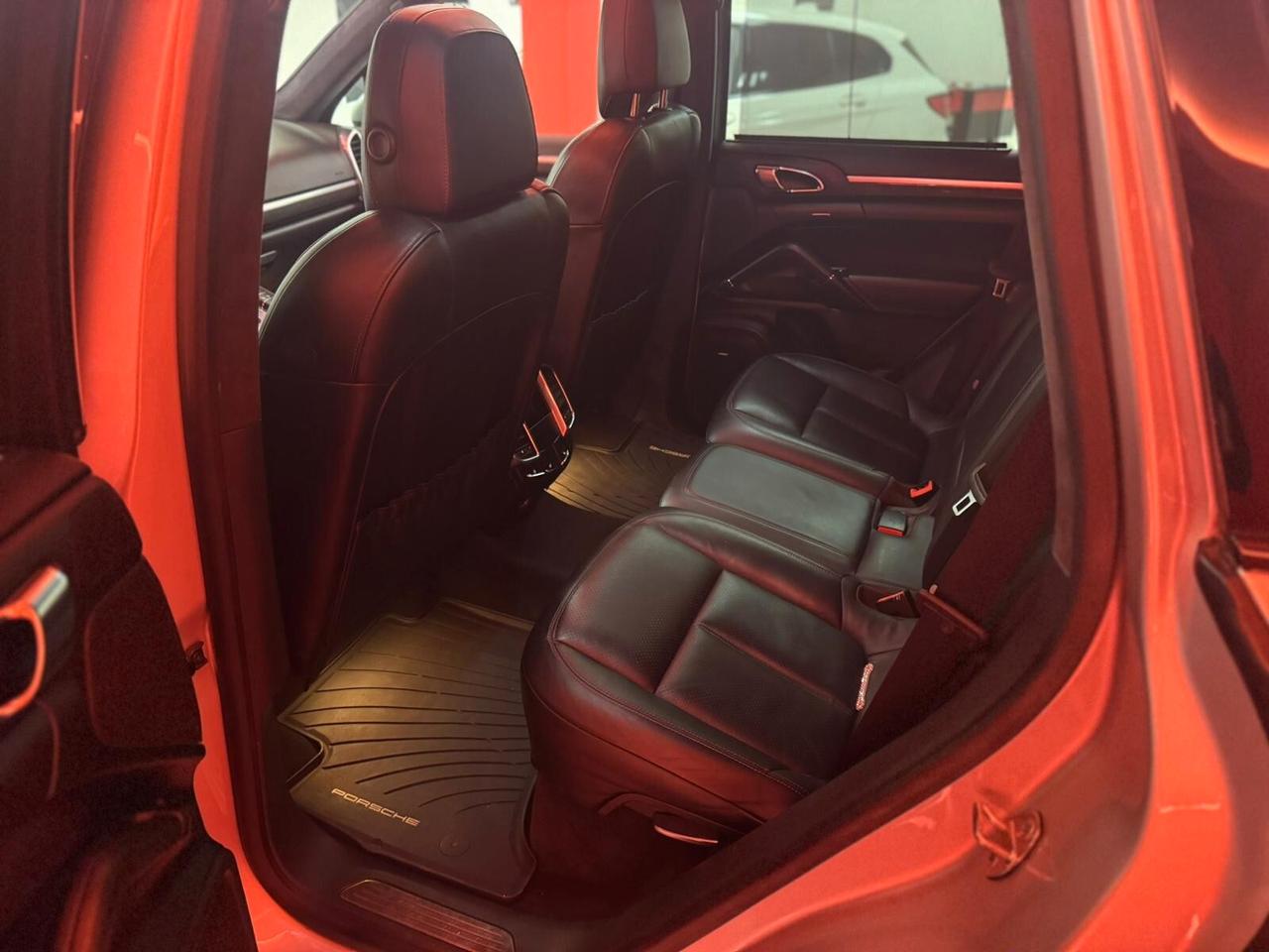 Porsche Cayenne 4.8 GTS