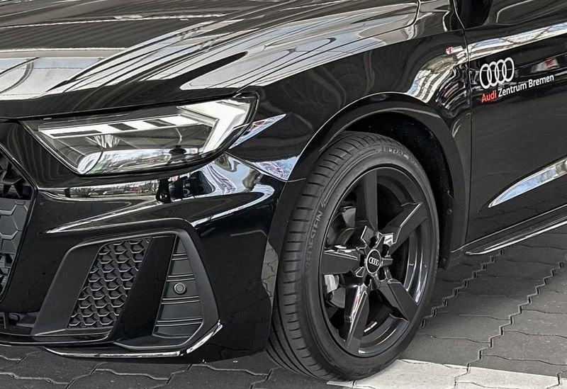 Audi A1 A1 SPB 25 TFSI S tronic S line edition Black Pack 17" Camer a