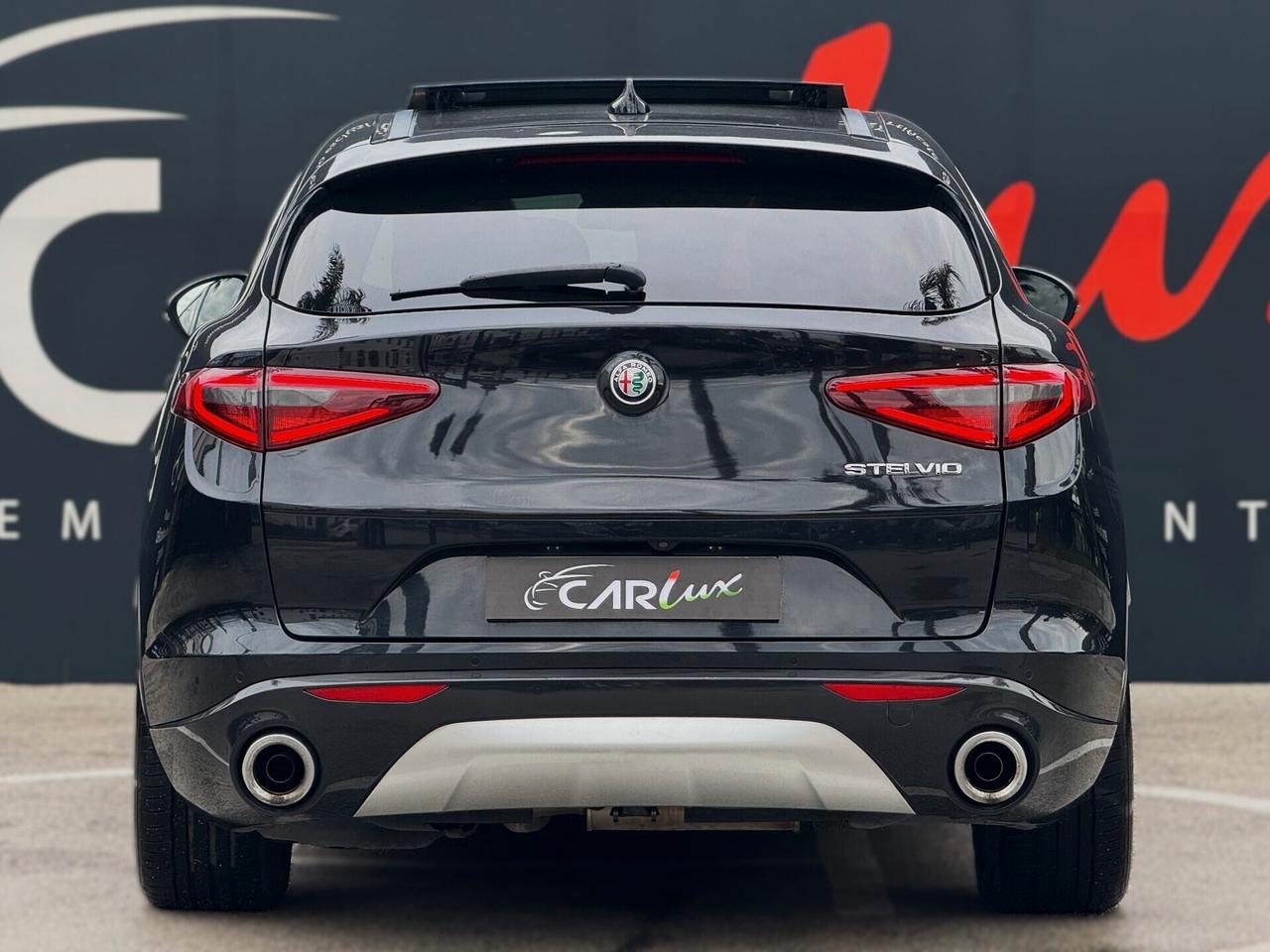 Alfa Romeo Stelvio 2.2 Turbo Diesel Ti 160CV TETTO