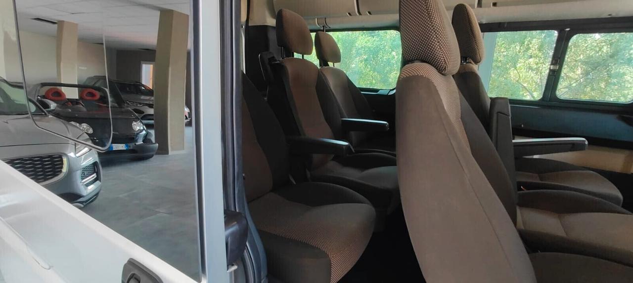 Peugeot Boxer 333 2.0 BlueHDi/130CV FAP PM-TM Combi Comfort