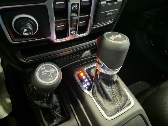 JEEP Wrangler Unlimited 2.0 Turbo Sahara Alpine