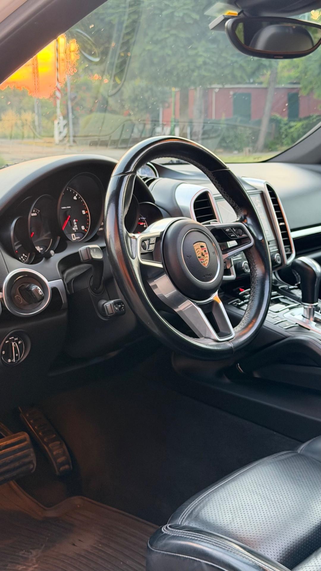 Porsche Cayenne 3.0 Diesel Platinum Edition