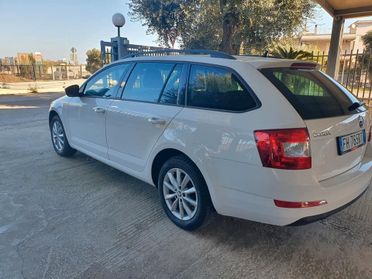 Skoda Octavia 1.6 TDI CR 115 CV Wagon Ambition