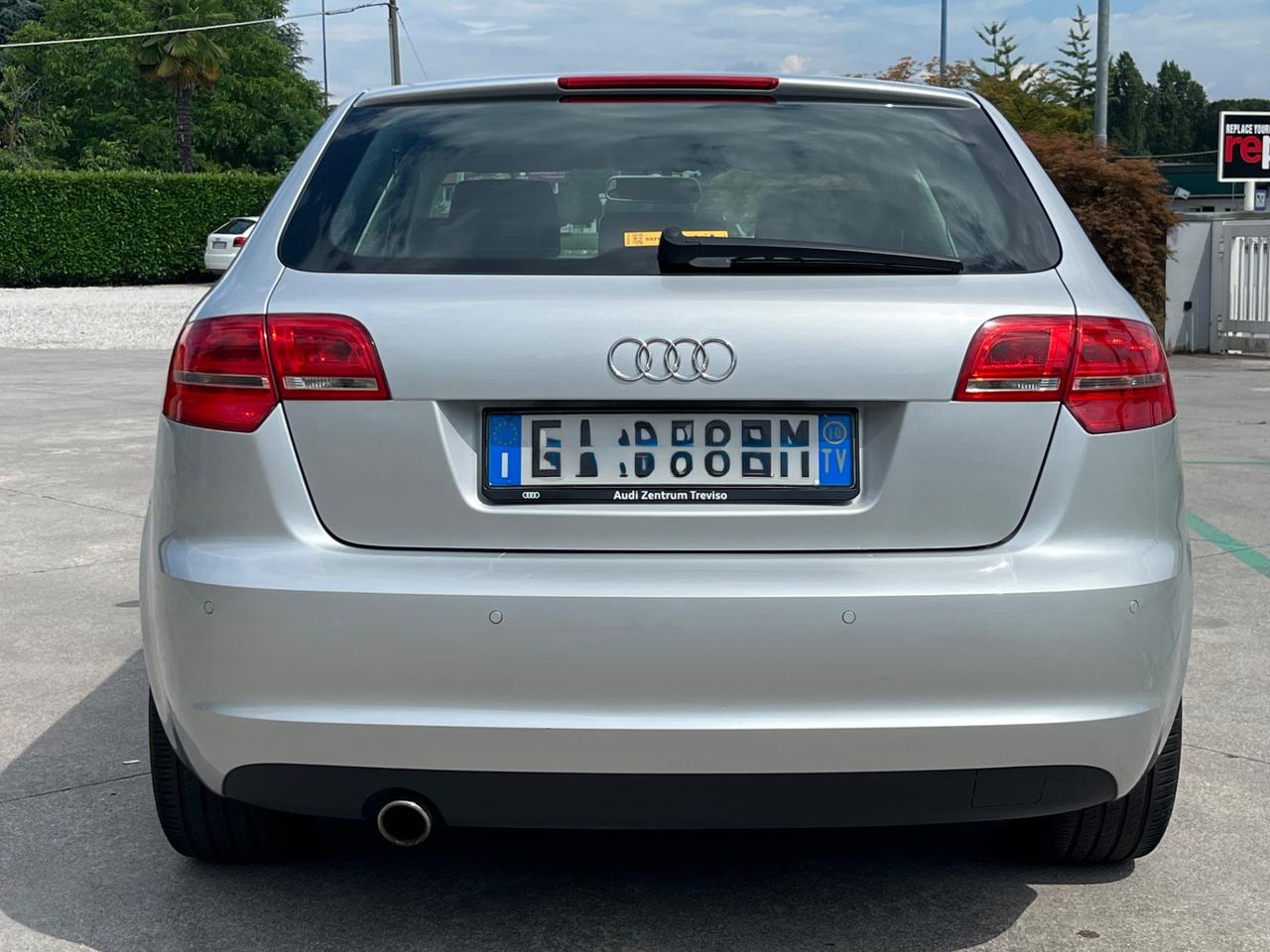 Audi A3 SPB 1.6 TDI 105 CV CR Attraction