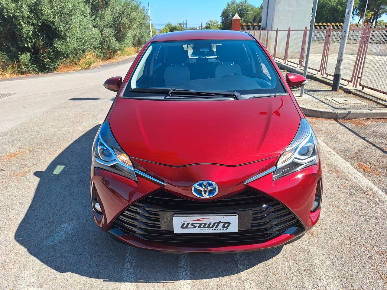 Toyota Yaris 1.5 HYBRID BUSINESS 48000 km 2018