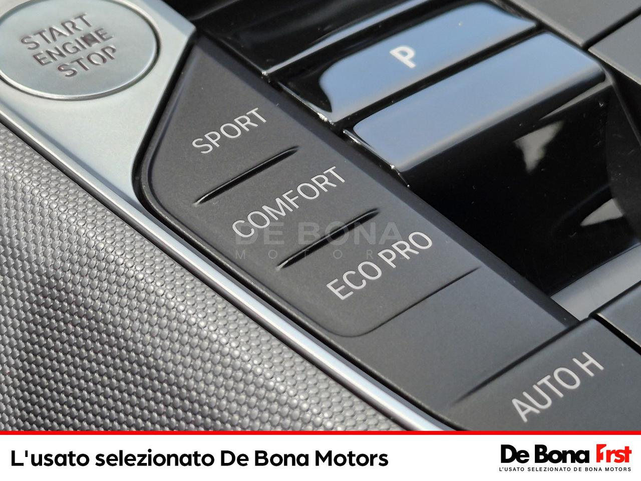 BMW Serie 3 320d touring mhev 48v xdrive auto