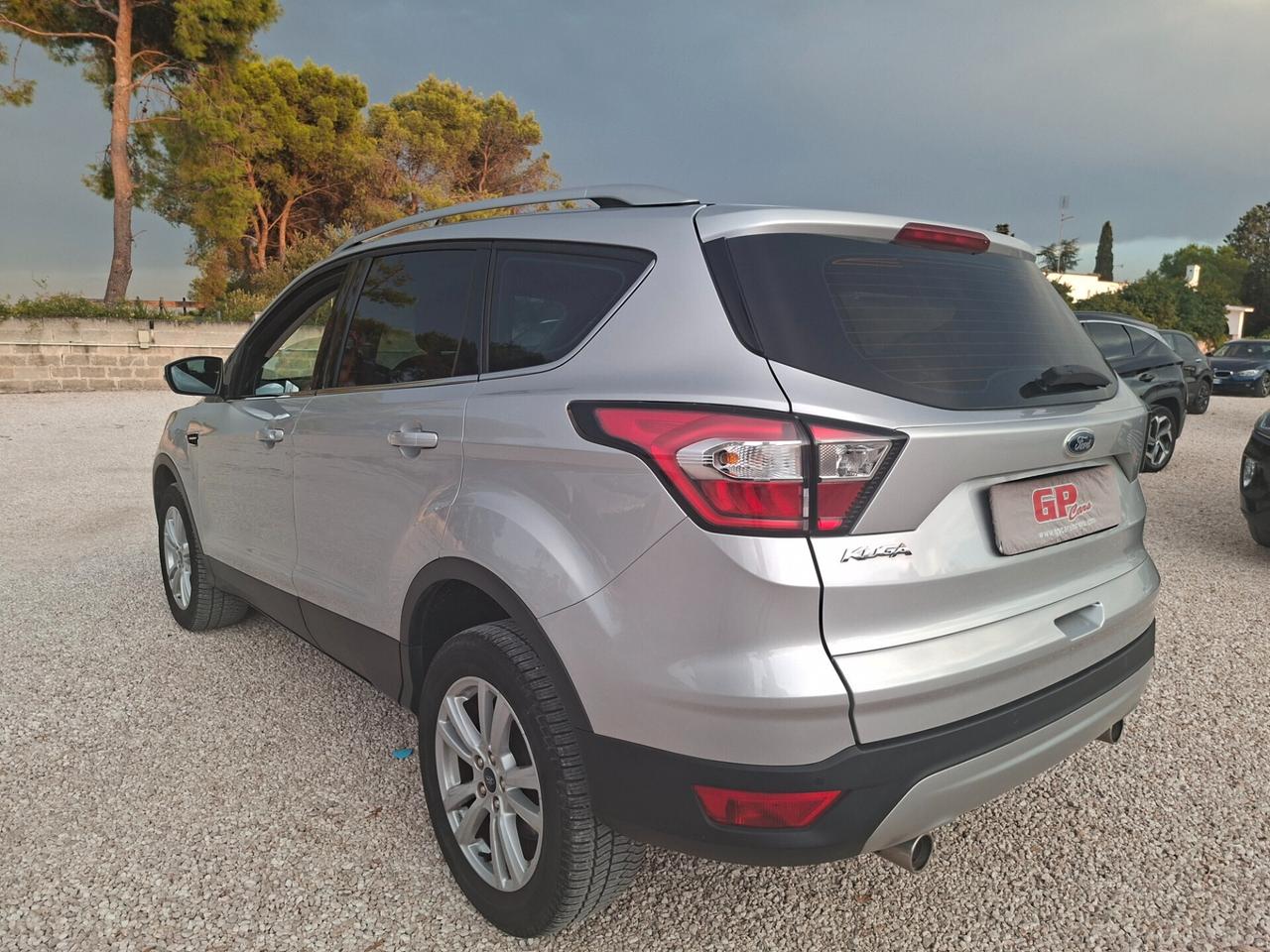Ford Kuga 2.0 TDCI 120 CV Titanium*NAVI*LED*CRUISE