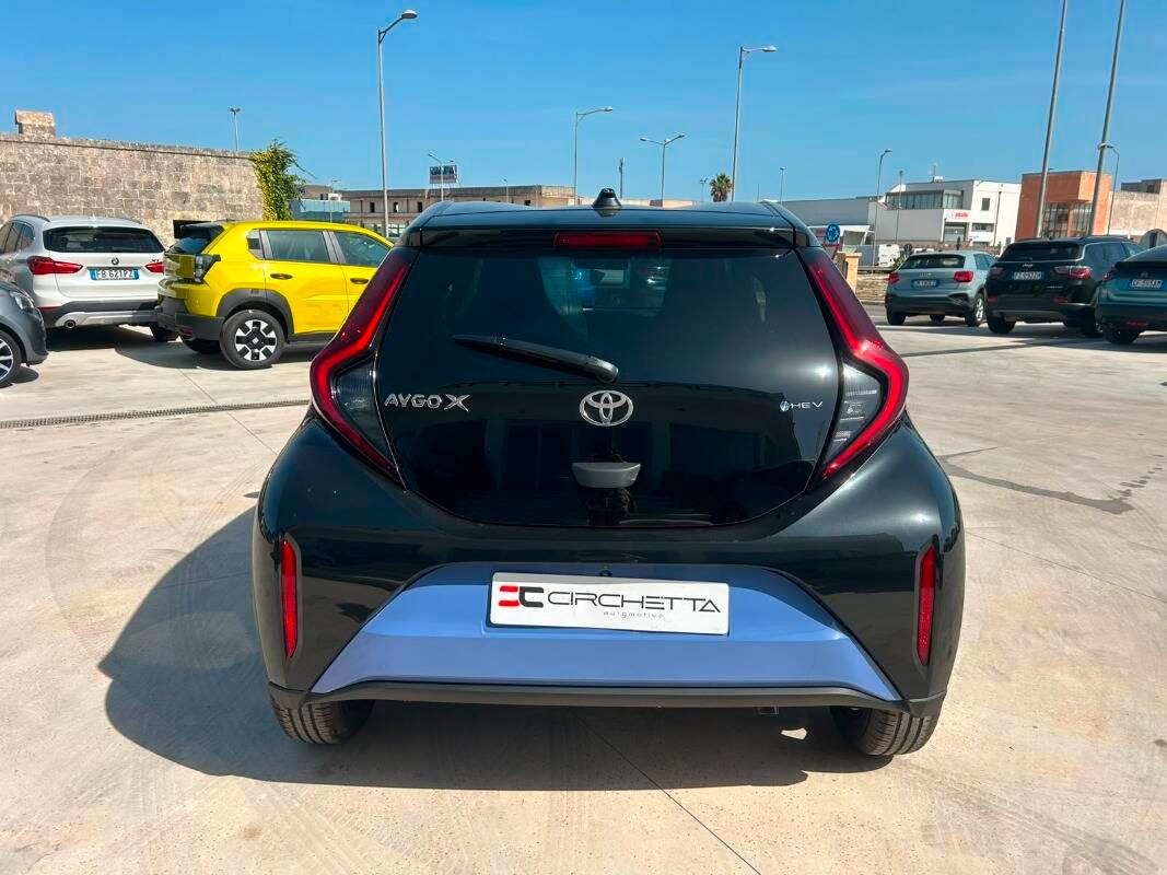 Toyota Aygo X 1.5 hybrid Icon e-cvt