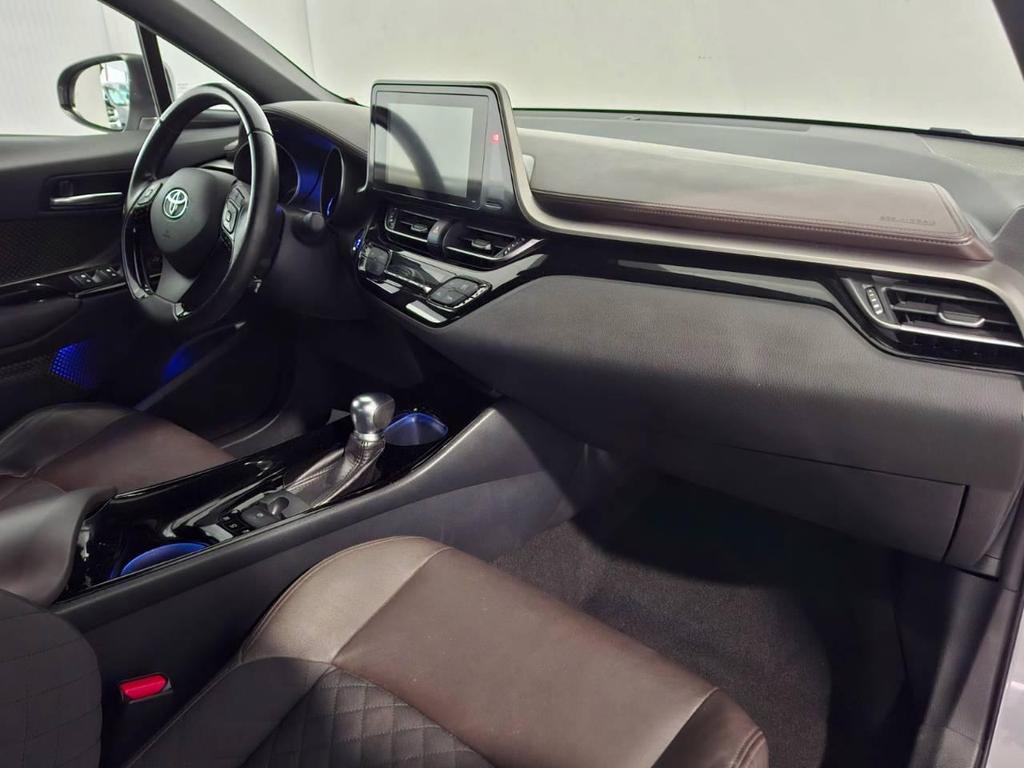 Toyota C-HR 5 Porte 1.8 Hybrid Lounge 2WD E-CVT