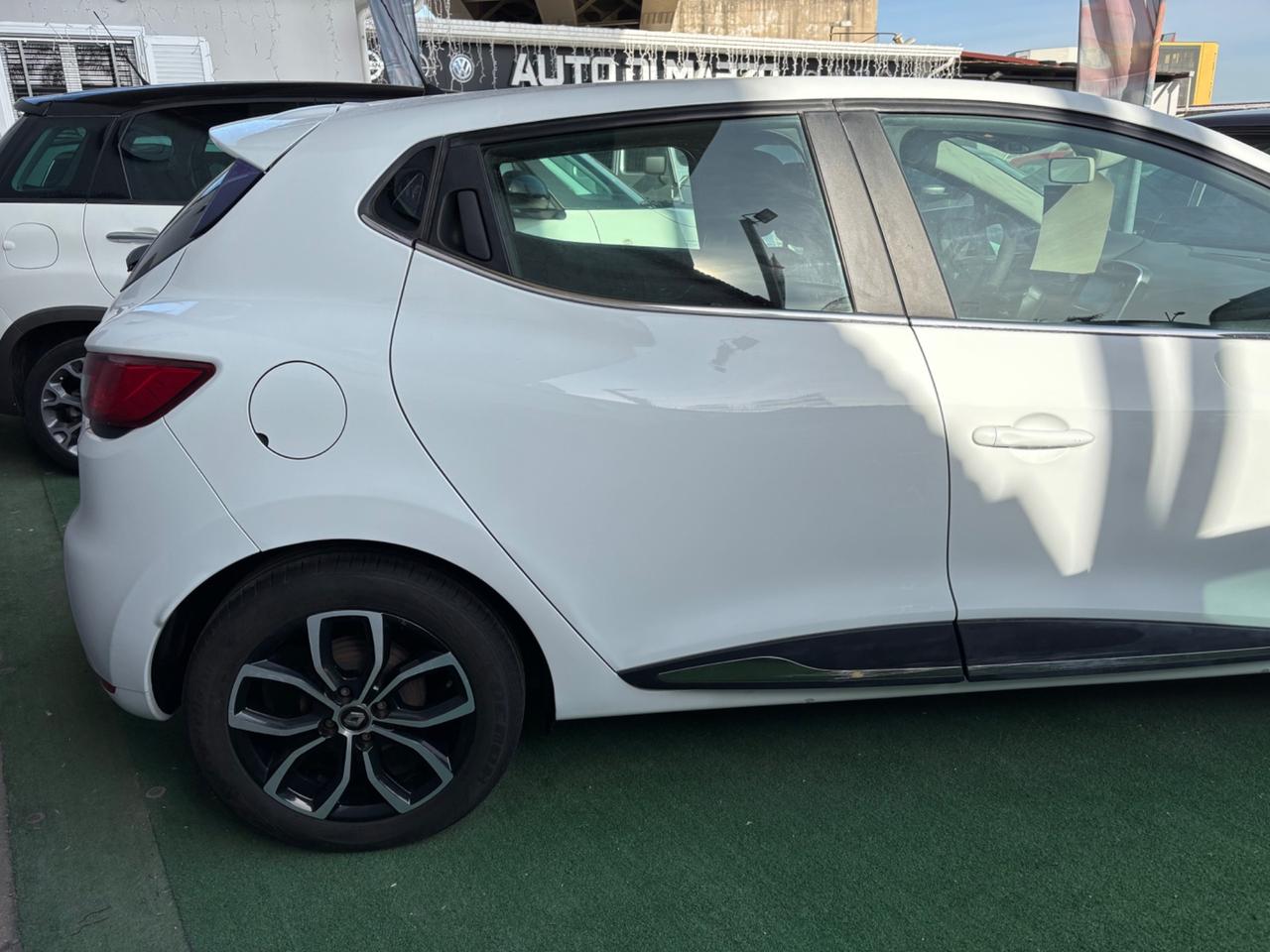 Renault Clio dCi 8V 75 CV Start&Stop 5 porte Energy Duel