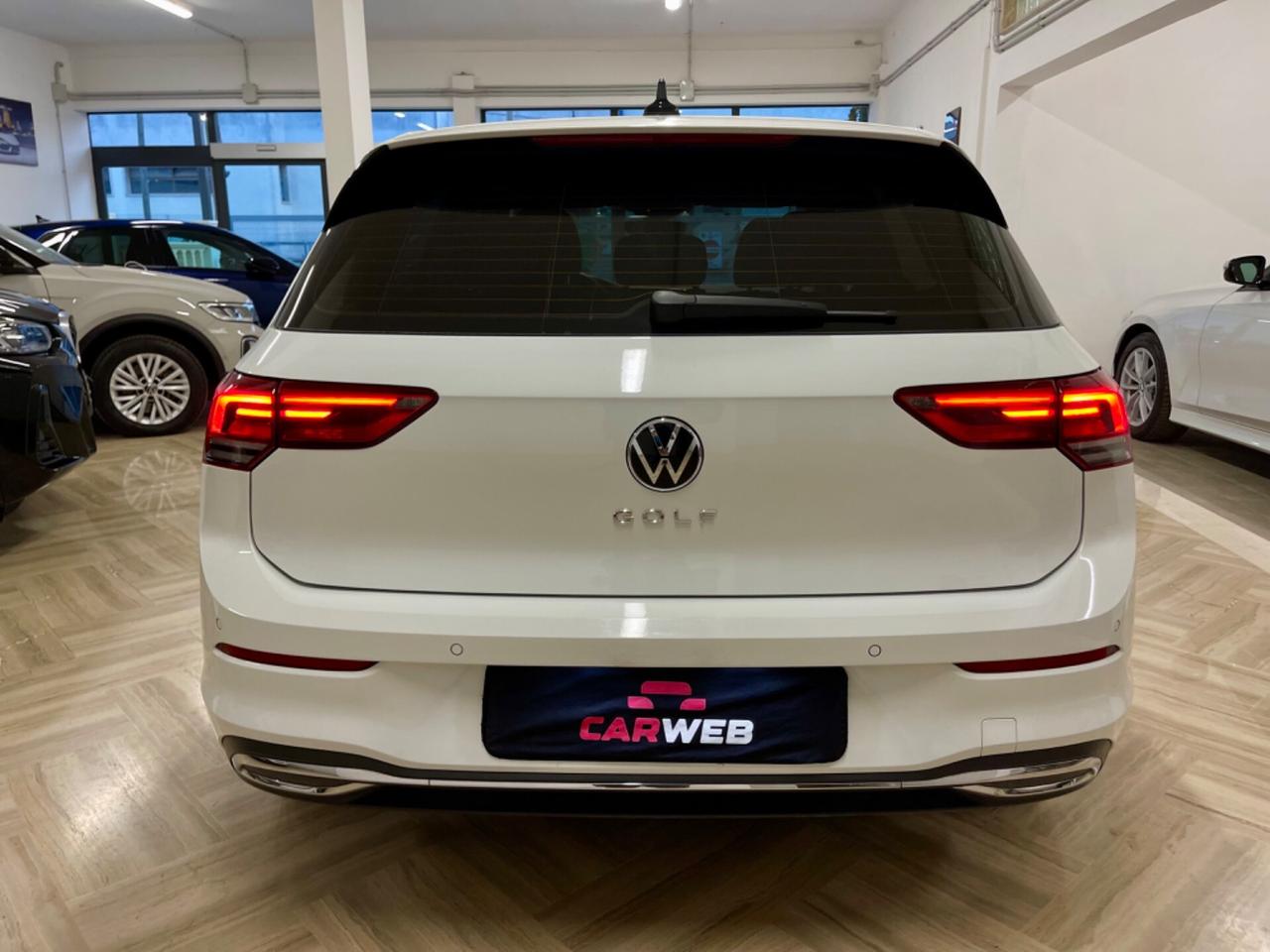 VOLKSWAGEN GOLF VIII 2.0 TDI 150CV DSG 2022