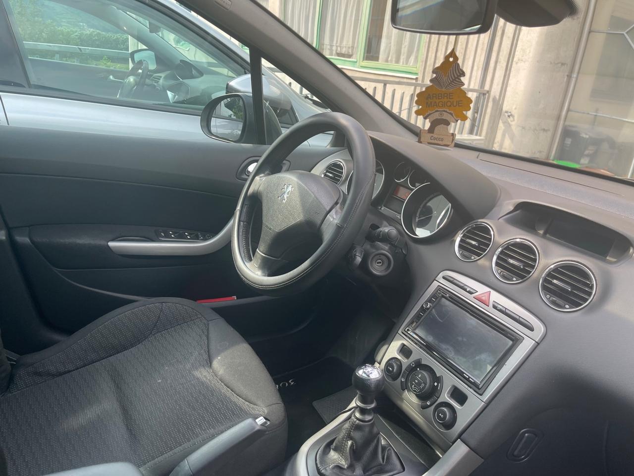 Peugeot 308 1.6 HDi 110CV 5p. Sportium 7 POSTI