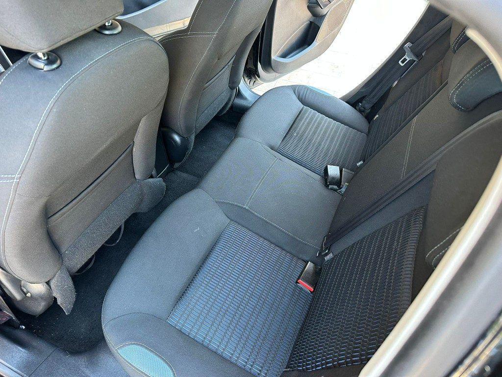 PEUGEOT 208 1.4 8V HDi 68CV 5p. Allure