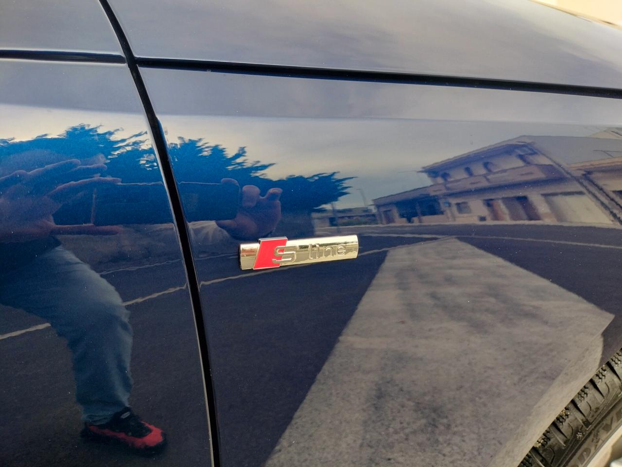 Audi A4 40 TDI S tronic line edition