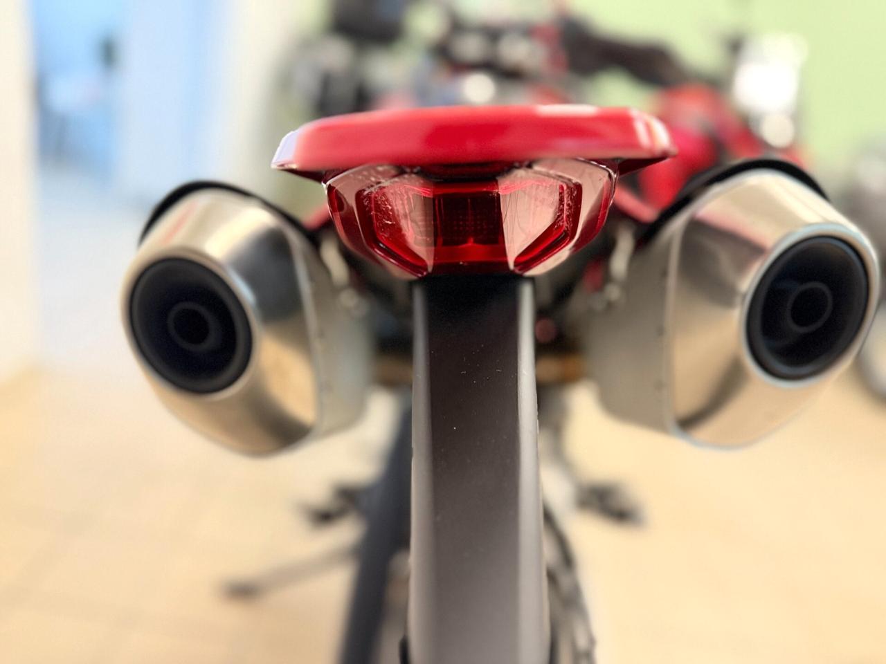 Ducati Hypermotard 698 Mono