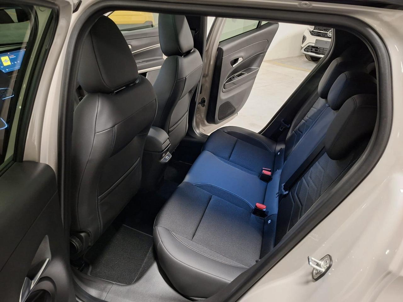 Jeep Avenger 1.2 Turbo mhev e-Hybrid Summit eDCT6 Km.0