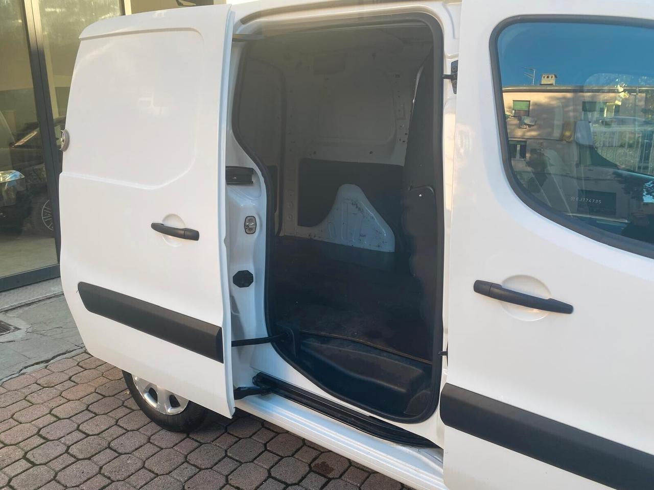 Peugeot Partener 1.6 75Cv 124.000KM AUTOCARRO